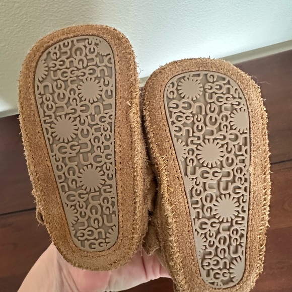 Ugg baby neumel boot - Picture 2 of 5